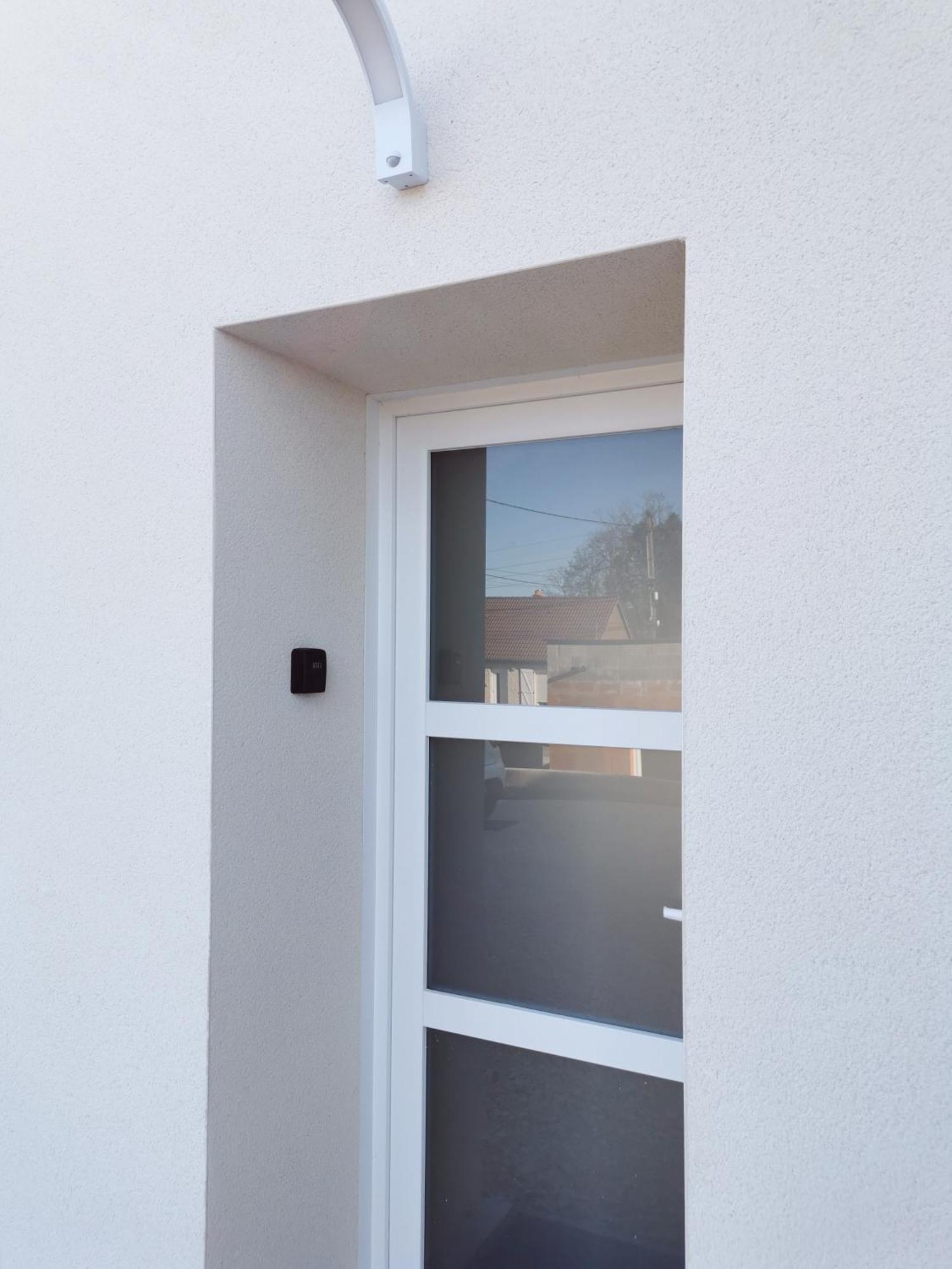 Magnifique Duplex Neuf Parking Et Terrasse Daire Dole Dış mekan fotoğraf
